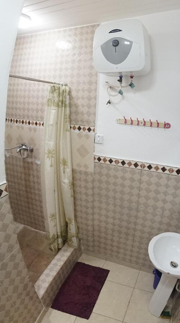 Sandpark Place, West Hills Mile 11 Екстериор снимка