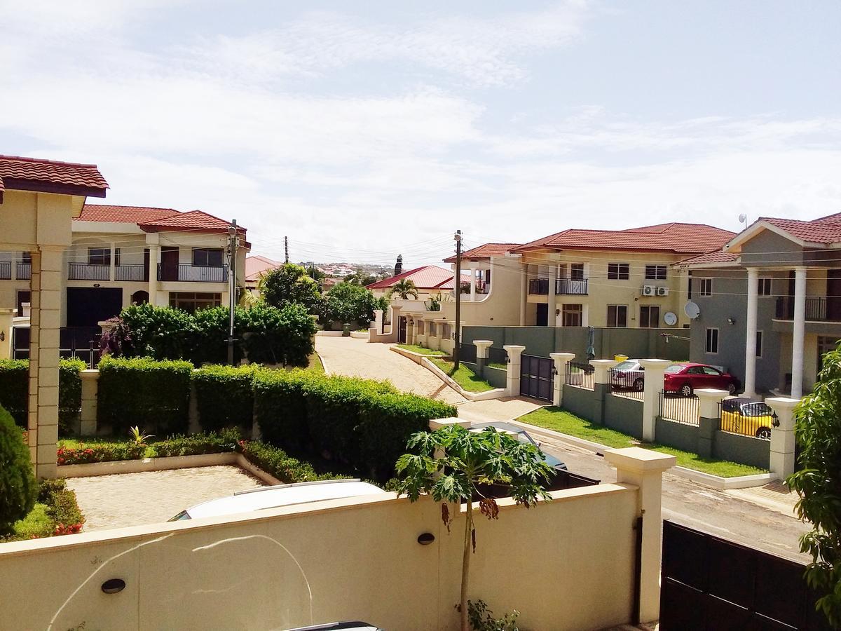 Sandpark Place, West Hills Mile 11 Екстериор снимка